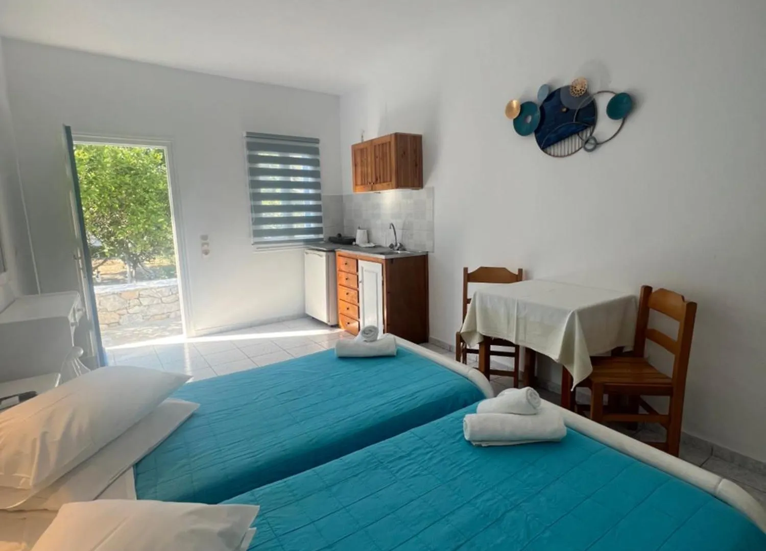 *** Apart-hotel Anemos Apartments Ornos  Grécia